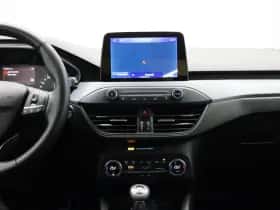 Ford Focus thumbnail 9