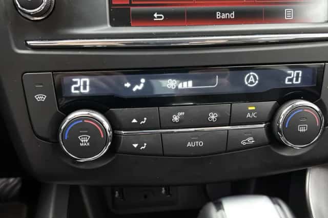 Renault Kadjar (2016) thumbnail 16