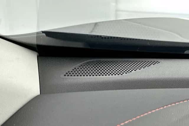Renault Kadjar (2016) thumbnail 9