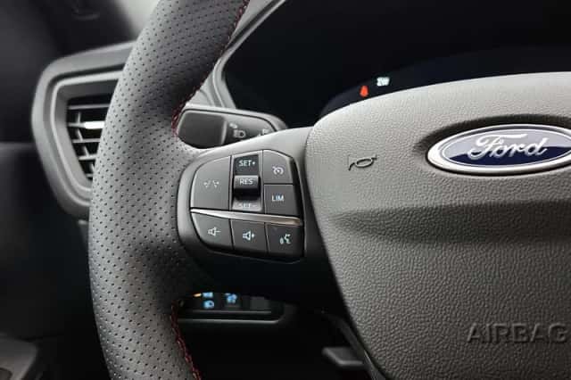 Ford Kuga (2026) thumbnail 6