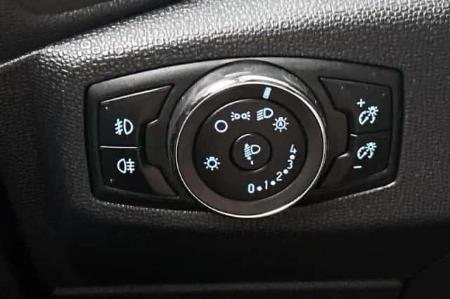Ford EcoSport (2018) thumbnail 14