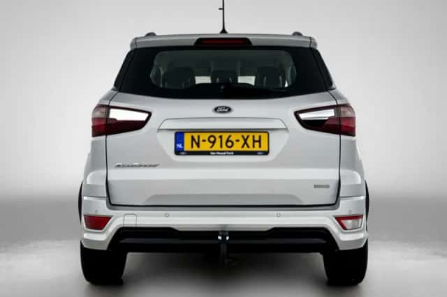 Ford EcoSport (2018) thumbnail 3