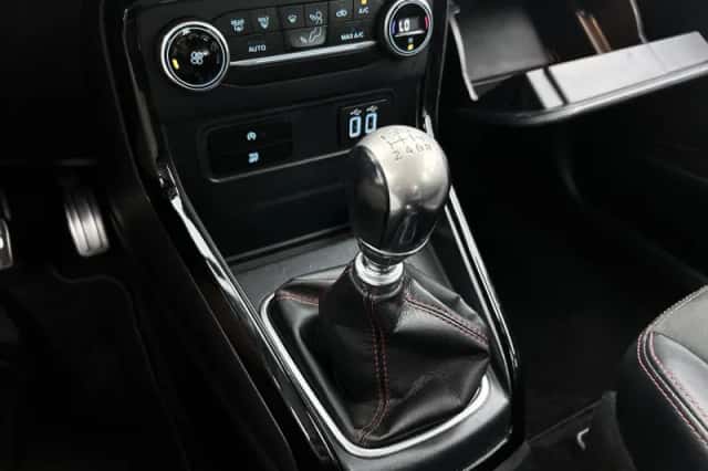 Ford EcoSport (2018) thumbnail 29