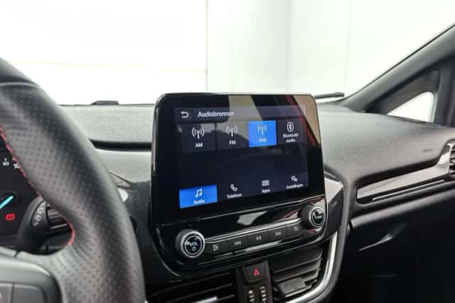 Ford Fiesta (2021) thumbnail 16