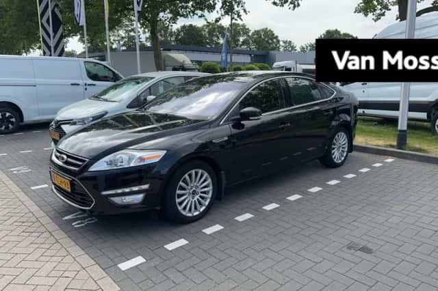 Ford Mondeo (2014) thumbnail 1