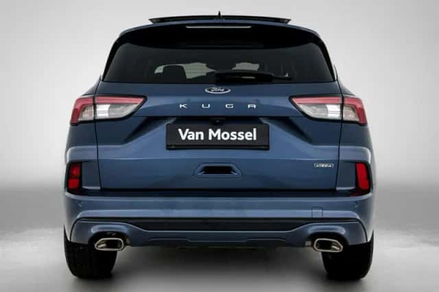 Ford Kuga (2021) thumbnail 3