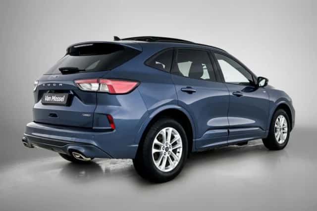 Ford Kuga (2021) thumbnail 4