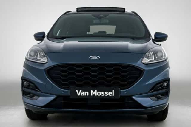 Ford Kuga (2021) thumbnail 5
