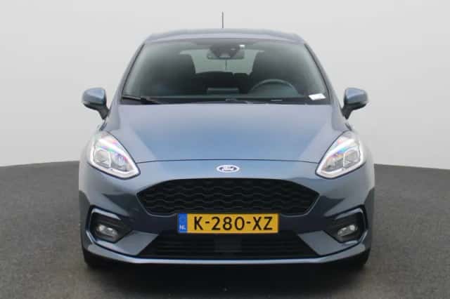 Ford Fiesta (2021) thumbnail 3