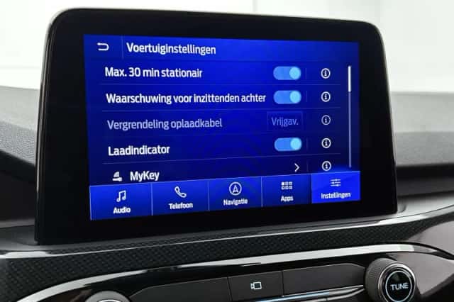 Ford Kuga (2021) thumbnail 11