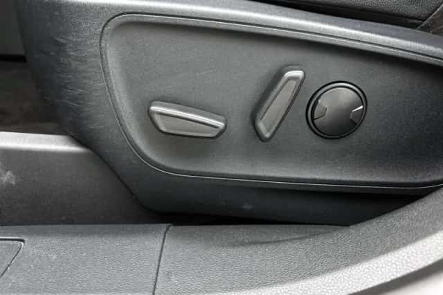 Ford Kuga (2021) thumbnail 22