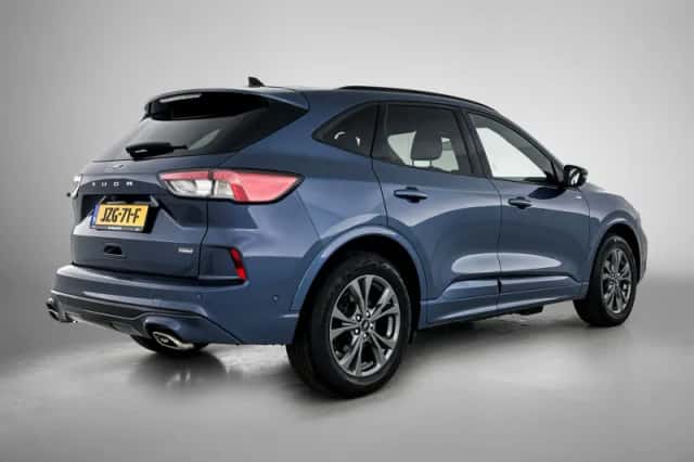 Ford Kuga (2021) thumbnail 4