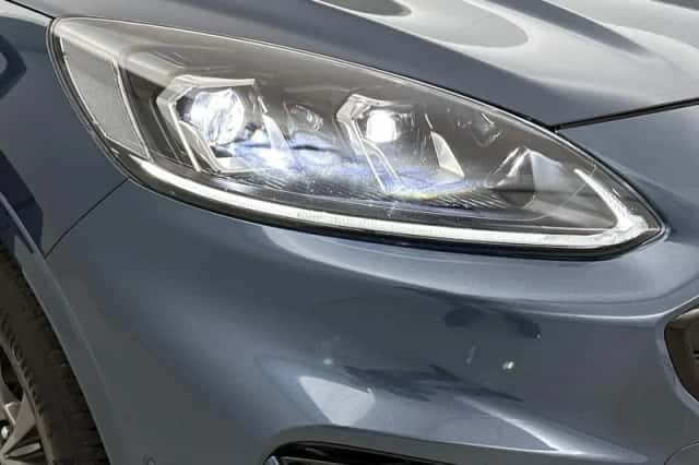 Ford Kuga (2021) thumbnail 33