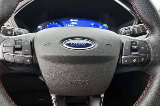 Ford Kuga (2021) thumbnail 41