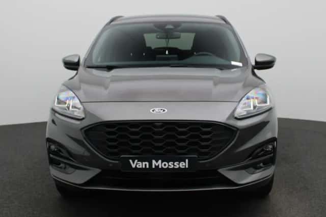 Ford Kuga (2022) thumbnail 3