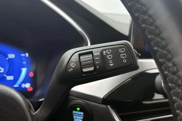 Ford Kuga (2022) thumbnail 13