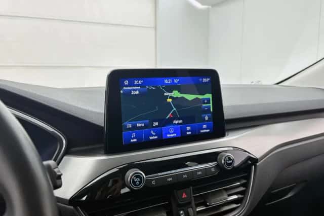Ford Kuga (2022) thumbnail 27