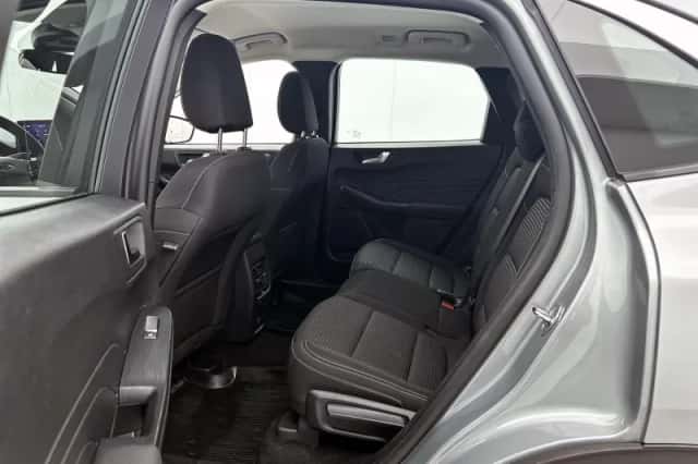 Ford Kuga (2022) thumbnail 28