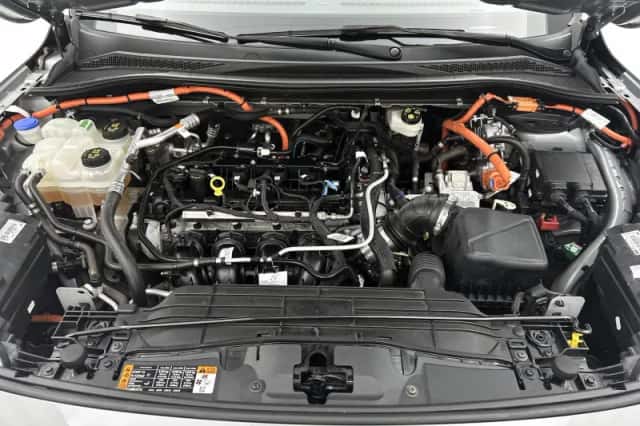 Ford Kuga (2022) thumbnail 29