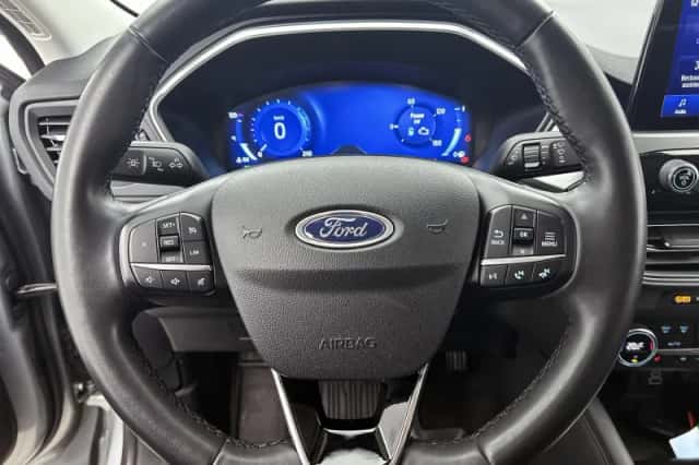 Ford Kuga (2022) thumbnail 31