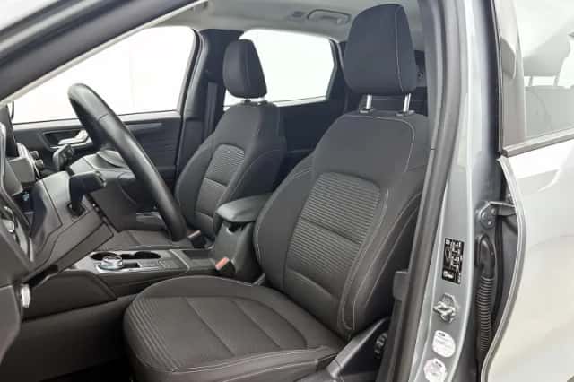 Ford Kuga (2022) thumbnail 34
