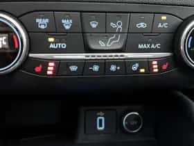 Ford Focus thumbnail 8