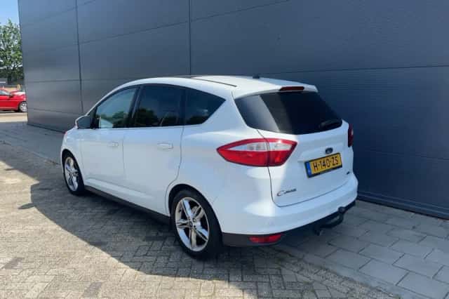 Ford C-Max (2013) thumbnail 2