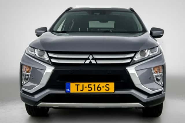 Mitsubishi Eclipse Cross (2018) thumbnail 5