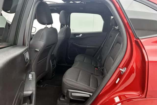 Ford Kuga (2021) thumbnail 27