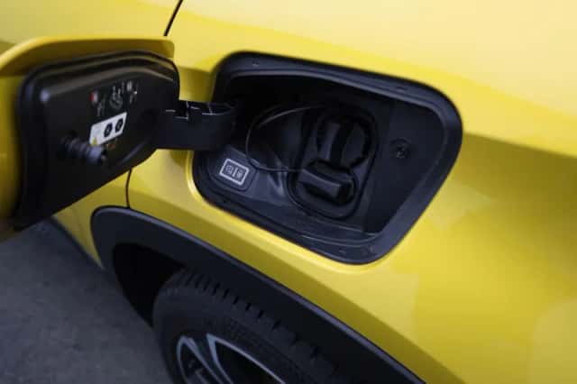 Jeep Avenger (2024) thumbnail 13