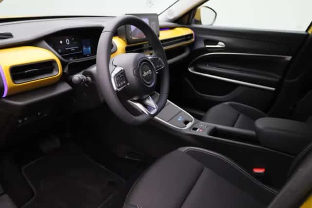 Jeep Avenger (2024) thumbnail 31