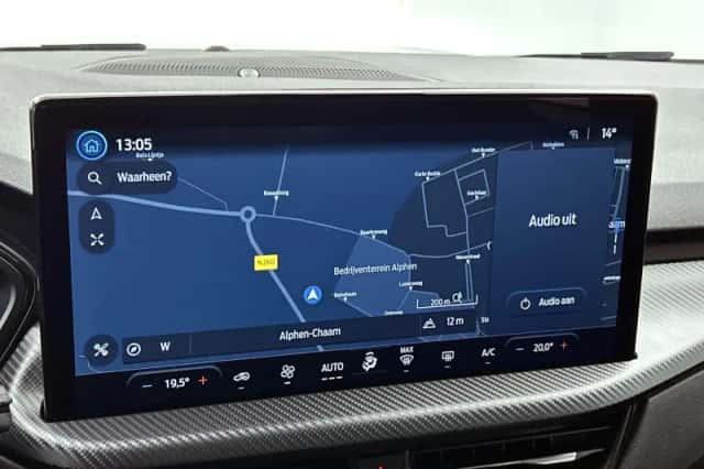 Ford Kuga (2024) thumbnail 25