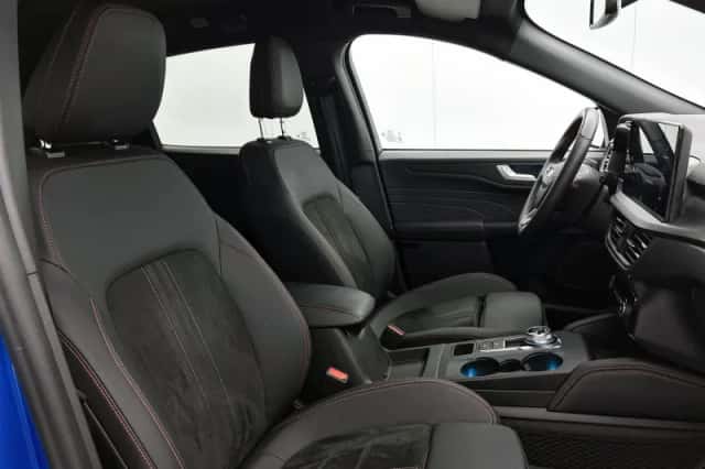 Ford Kuga (2024) thumbnail 32