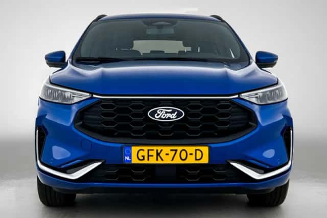 Ford Kuga (2024) thumbnail 5