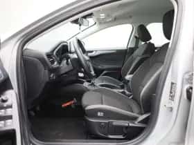 Ford Focus thumbnail 11
