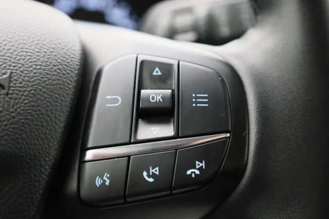 Ford Focus (2023) thumbnail 23