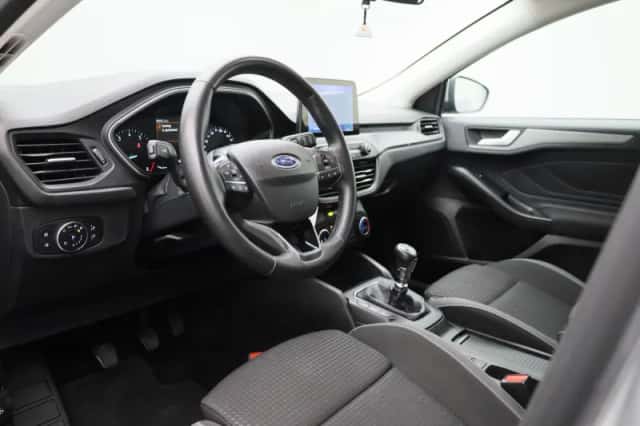 Ford Focus (2023) thumbnail 28
