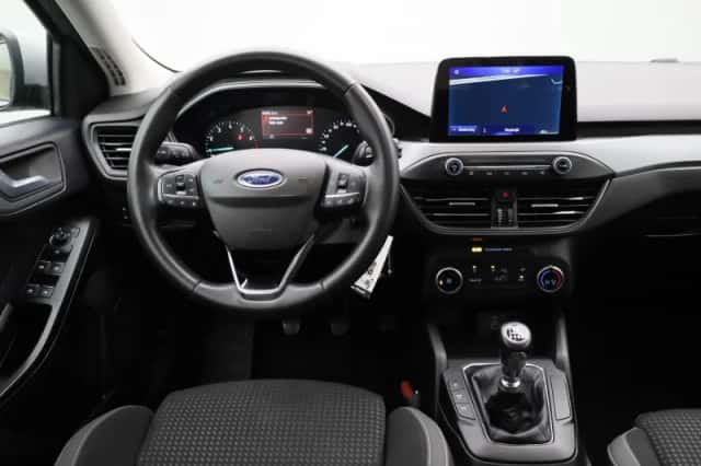 Ford Focus (2023) thumbnail 7