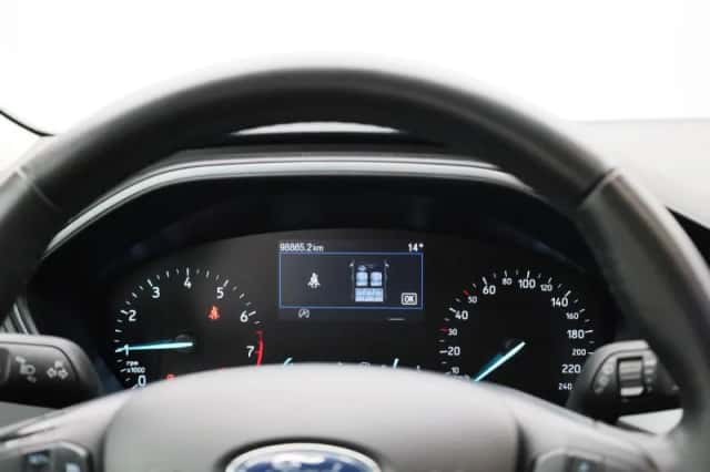 Ford Focus (2023) thumbnail 8