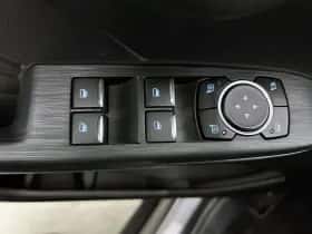 Ford Kuga thumbnail 45