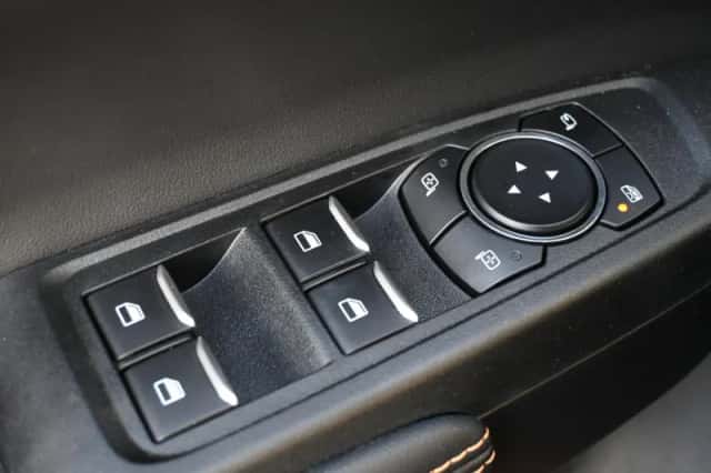 Ford Ranger (2025) thumbnail 5
