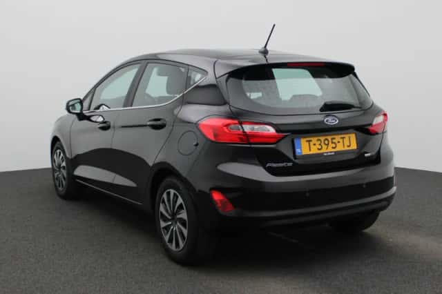 Ford Fiesta (2023) thumbnail 2