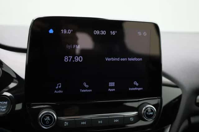 Ford Fiesta (2023) thumbnail 14