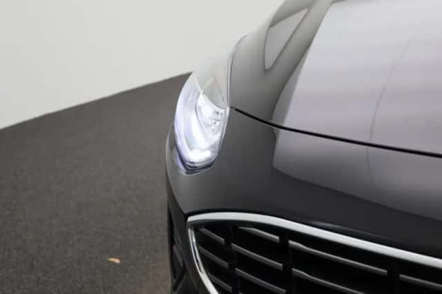 Ford Fiesta (2023) thumbnail 32