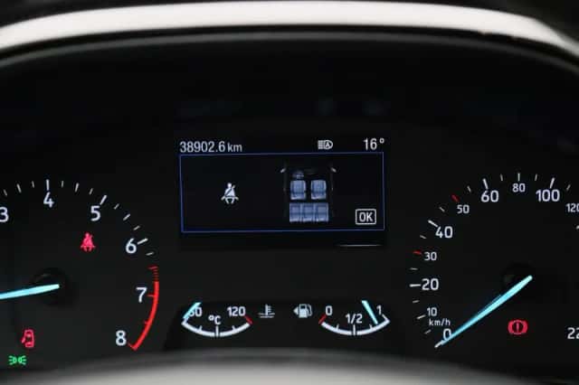 Ford Fiesta (2023) thumbnail 8