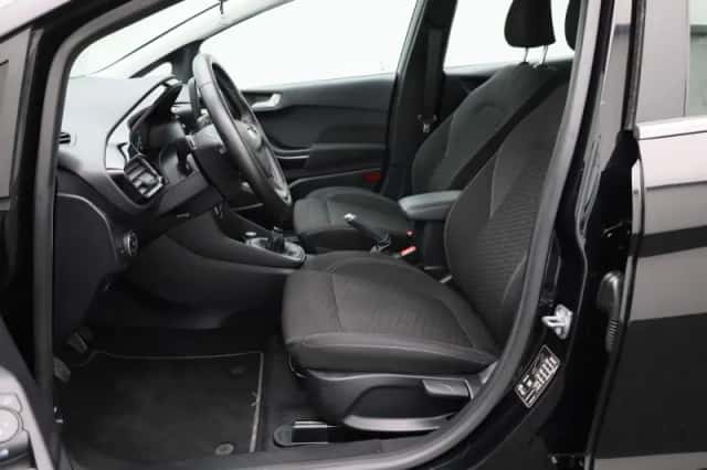 Ford Fiesta (2023) thumbnail 9
