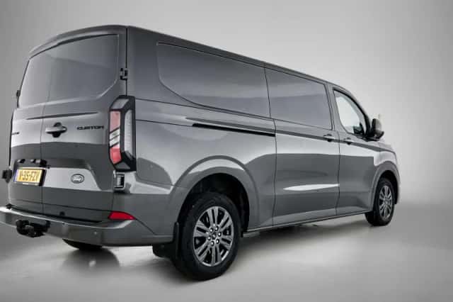Ford Transit Custom (2024) thumbnail 5