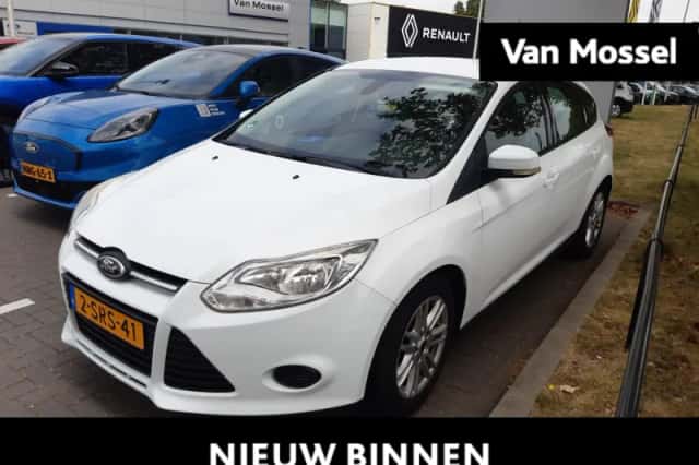 Ford Focus (2013) thumbnail 1