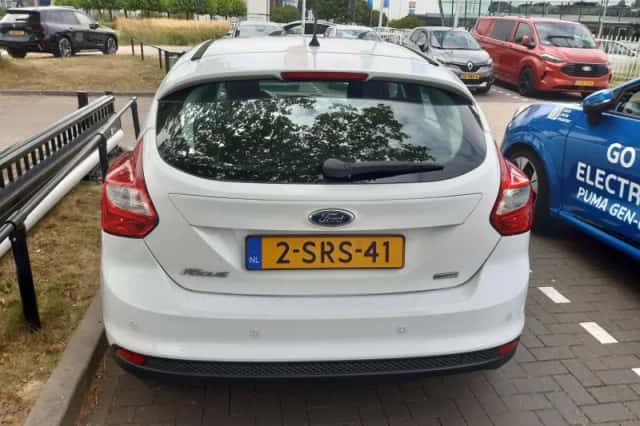 Ford Focus (2013) thumbnail 5