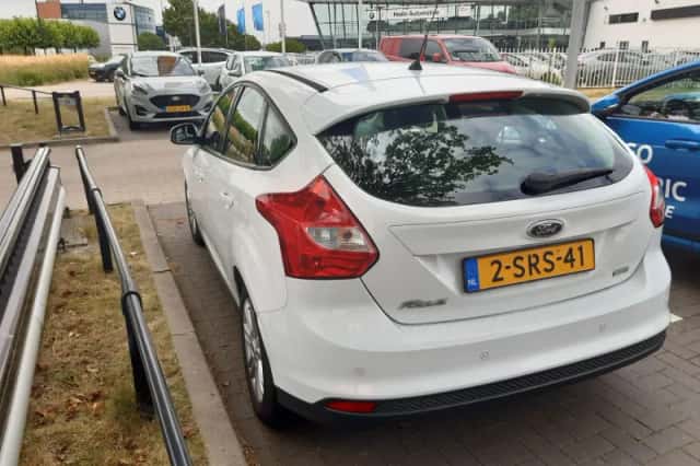 Ford Focus (2013) thumbnail 6
